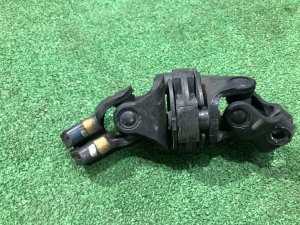 ข้อต่อแกนพวงมาลัย 34170AE010 SUBARU LEGACY