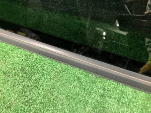 Vidro traseiro esquerdo целый молдинг SUBARU LEGACY OEM 65210AE050NB BH5 2000