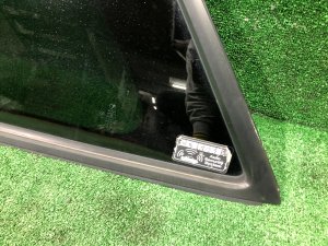 Vidro traseiro esquerdo целый молдинг SUBARU LEGACY OEM 65210AE050NB BH5 2000