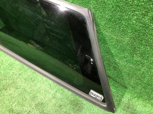 Vidro traseiro esquerdo целый молдинг SUBARU LEGACY OEM 65210AE050NB BH5 2000