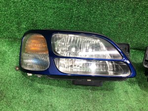 ヘッドライト Ксенон Реснички SUBARU LEGACY OEM 84001AE281 84001AE291 BH5 2000