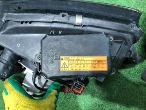 ヘッドライト Ксенон Реснички SUBARU LEGACY OEM 84001AE281 84001AE291 BH5 2000