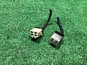 ปลั๊กไฟหน้า SUBARU LEGACY OEM 84985AC010 BG5 BD5 BG9 BG9 BD BG 1998