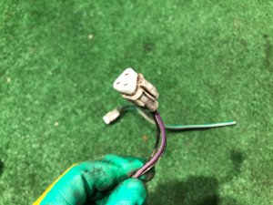 ปลั๊กไฟหน้า SUBARU LEGACY OEM 84985AC010 BG5 BD5 BG9 BG9 BD BG 1998