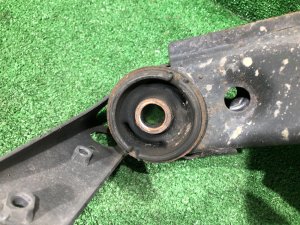 Travessa traseira SUBARU LEGACY LANCASTER OEM 20152AE001 BHE BH9 BH5 BE5 BE9 BEE 2002 EZ30