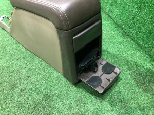 手套箱与扶手 КОЖА SUBARU LEGACY LANCASTER OEM 92111AE010AD BHE BH9 BH5 2002 SILVER/GREY 1U2