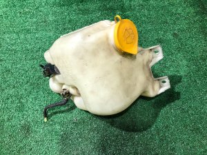 玻璃水壶 SUBARU LEGACY LANCASTER OEM 86610AE010 BHE BH9 BH5 BE5 BE9 BEE 2002 EZ30