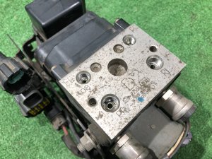 กล่อง ABS VDC SUBARU LEGACY LANCASTER OEM 27539AE001 BHE BH9 2002 EZ30