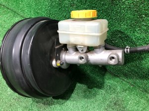 Brake master cylinder SUBARU LEGACY LANCASTER OEM 26401AE000 26402AE400 BHE BEE 2002 EZ30