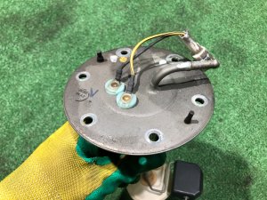 燃料レベルセンサー SUBARU LEGACY LANCASTER OEM 42081AE010 BHE BH9 BH5 BE5 BE9 BEE 2002 EZ30