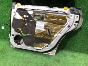 ประตูหลังขวา SUBARU LEGACY LANCASTER OEM 60400AE420 BHE BH9 2002 SILVER/GREY 1U2