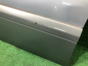 Puerta delantera izquierda SUBARU LEGACY LANCASTER OEM 60009AE050 BHE BH9 2002 SILVER/GREY 1U2