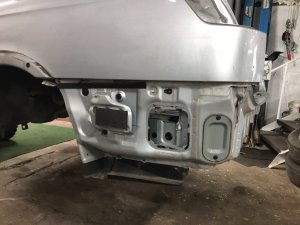 Rear body section Rear Cut SUBARU LEGACY LANCASTER OEM 51410AE160 51410AE170 52122AE100 BHE BH9 2002 SILVER/GREY 1U2
