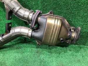 แคทาลิติก SUBARU LEGACY LANCASTER OEM 44101AE040 44101AE050 BHE BEE 2002 EZ30