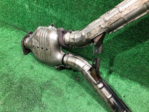 แคทาลิติก SUBARU LEGACY LANCASTER OEM 44101AE040 44101AE050 BHE BEE 2002 EZ30