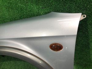 Guarda-lamas dianteiro esquerdo SUBARU LEGACY LANCASTER OEM 57120AE031 BHE BH9 2002 SILVER/GREY 1U2