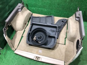 后备箱饰板 SUBARU LEGACY LANCASTER OEM 94047AE020AD 94047AE030AD 95066AE030GG 95066AE020GG BHE BH9 2002 SILVER/GREY 1U2