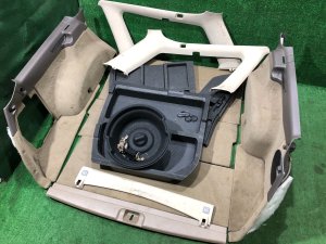 แผงบุห้องเก็บของท้าย 94047AE020AD 94047AE030AD 95066AE030GG 95066AE020GG SUBARU LEGACY LANCASTER