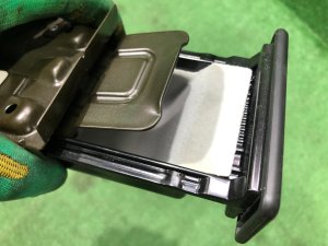 烟灰缸 SUBARU LEGACY LANCASTER OEM 66160AE000 BHE BH9 BH5 BE5 BE9 BEE 2002 SILVER/GREY 1U2