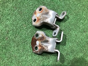 Dobradiças da porta dianteira esquerda SUBARU LEGACY LANCASTER OEM 61220AC000 61220AC010 BHE BH9 BH5 2002 SILVER/GREY 1U2