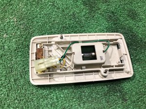 センタールームランプ SUBARU LEGACY LANCASTER OEM 84601AE000GF BHE BH9 2002 EZ30