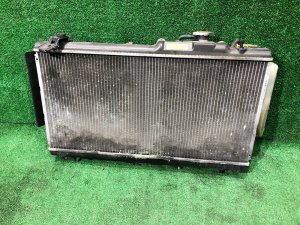 Радиатор двигателя SUBARU LEGACY LANCASTER OEM 45111AE060 BHE BEE 2002 EZ30