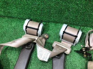 后排安全带 SUBARU LEGACY LANCASTER OEM 64660AE000ML 64660AE010ML BHE BH9 2002 SILVER/GREY 1U2