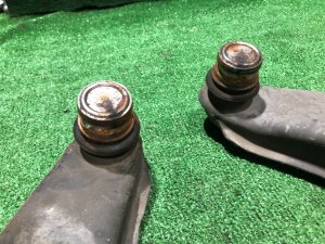 ปีกนกหน้า SUBARU LEGACY LANCASTER OEM 20202AE000 20202AE010 BHE BH9 2002 EZ30