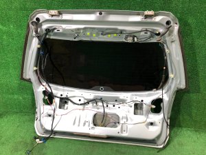 バックドアガラス SUBARU LEGACY LANCASTER OEM 63011AE020 BHE BH9 BH5 2002
