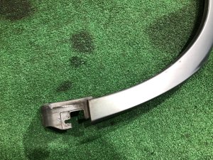 Ensanchador de aleta trasero derecho SUBARU LEGACY LANCASTER OEM 91111AE020MQ BHE BH9 2002 SILVER/GREY 1U2