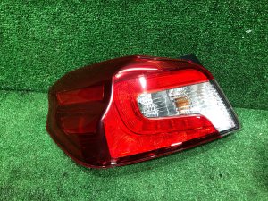 左尾灯 SUBARU WRX STI OEM 84912VA010 VAB VAG VA 2015