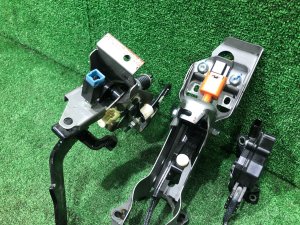 ペダル SUBARU WRX STI OEM 36015VA000, 36012VA000, 36020FJ030 VAB VAG VA 2015 Blue Pearl K7X