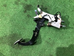 ペダル SUBARU WRX STI OEM 36015VA000, 36012VA000, 36020FJ030 VAB VAG VA 2015 Blue Pearl K7X