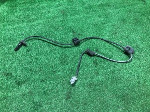 เซ็นเซอร์ ABS หน้าขวา 27540VA000 SUBARU WRX STI