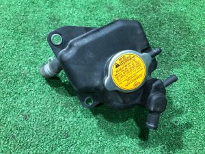 冷却液膨胀壶 21132AA140 SUBARU WRX STI