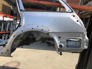 Secção traseira da carroçaria Rear Cut SUBARU OUTBACK OEM 51490AG0309P, 51490AG0209P BPE 2008 Silver Metallic C6Z