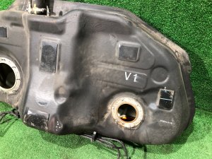 Fuel tank SUBARU WRX STI OEM 42012FJ011 VAB VAG VA 2015 EJ20Y MT6