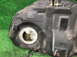 Fuel tank SUBARU WRX STI OEM 42012FJ011 VAB VAG VA 2015 EJ20Y MT6