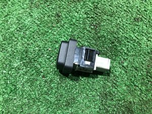 Interruptor HOLD багажника SUBARU WRX STI OEM 83002VA030 VAB VAG VA 2015 EJ20Y MT6
