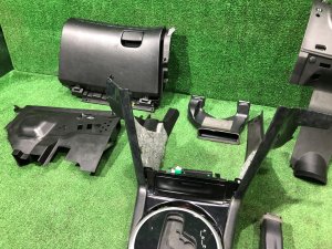 Guantera y reposabrazos свап SUBARU OUTBACK OEM 92114AG120JC, 92113AG051JC, 66150AG140JC, 66120AG101JC BPE 2008 Silver Metallic C6Z