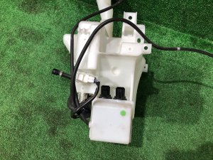 Washer bottle под омыватель SUBARU OUTBACK OEM 86631AG100 BPE 2008 EZ30D AT