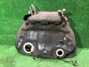 Бензобак SUBARU OUTBACK OEM 42012AG012 BPE 2008 EZ30D AT