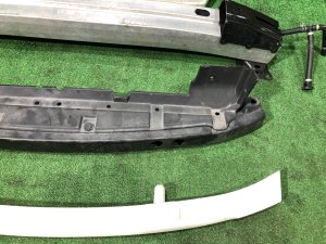Reforço do para-choques dianteiro SUBARU OUTBACK OEM 57712AG320, 57707AG080, 57705AG030 BPE 2008