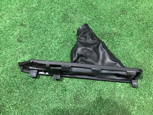 ฝาครอบคันเบรกมือ SUBARU OUTBACK OEM 92123AG101JC BPE 2008 Silver Metallic C6Z