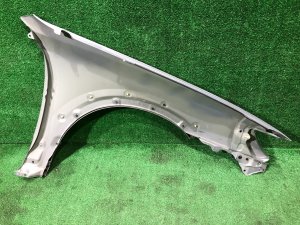 Guarda-lamas dianteiro esquerdo SUBARU OUTBACK OEM 57110AG1109P BPE 2008 Silver Metallic C6Z