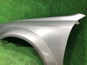 Guarda-lamas dianteiro esquerdo SUBARU OUTBACK OEM 57110AG1109P BPE 2008 Silver Metallic C6Z