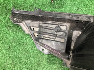 Guarda-pó dianteiro esquerdo SUBARU OUTBACK OEM 59120AG031 BPE 2008 Silver Metallic C6Z