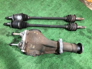 Diferencial с приводами G/R=3.272 XU SUBARU OUTBACK OEM 38300AC210, 28421AG011 BPE 2008 EZ30D AT