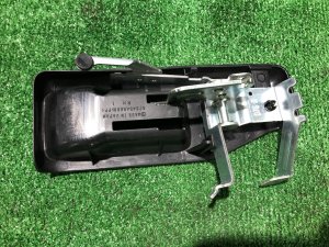 油箱盖开关 SUBARU OUTBACK OEM 57340AG001 BPE 2008 Silver Metallic C6Z