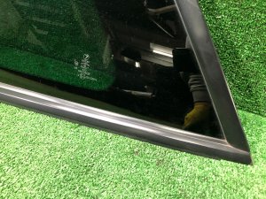 Vidro traseiro esquerdo SUBARU OUTBACK OEM 65210AG250 BPE 2008